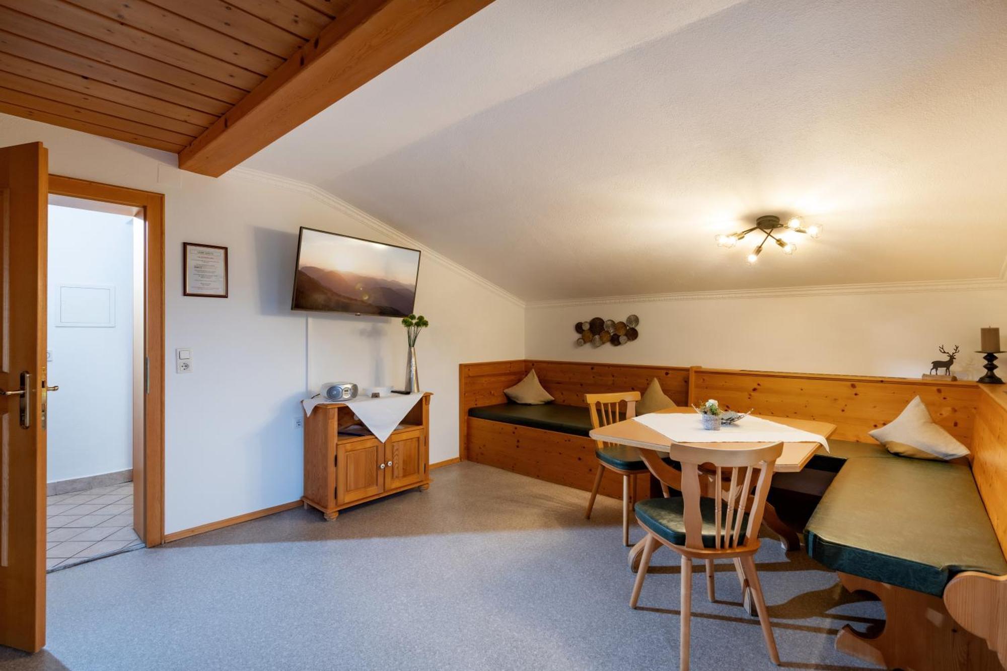 Appartamento Haus Schroll Ried im Zillertal Esterno foto