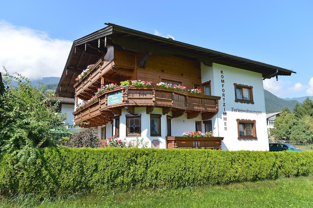 Appartamento Haus Schroll Ried im Zillertal Esterno foto